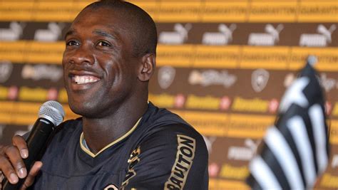 Ainda sem Seedorf, Botafogo enfrenta o Corinthians | VEJA