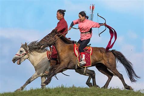 Living Arrow of Mongolian Horseback Archery | Horse archery, Horse archer, Horses