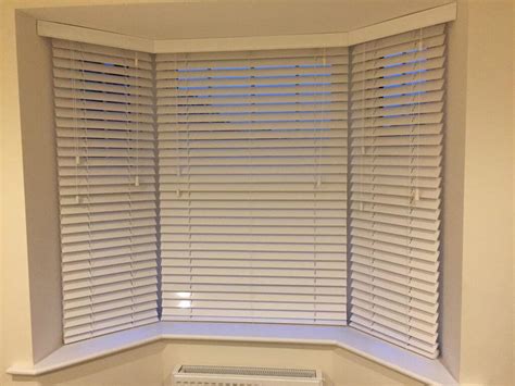 The 4 Best Window Blinds For Bay Windows | 2019 | Leamington Blinds