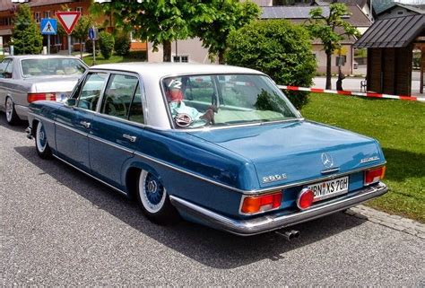 Mercedes-Benz W114 280E Slammed | BENZTUNING