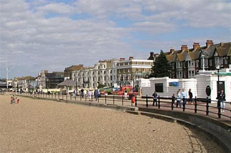 The Kent beaches to avoid on May bank holiday Monday with pollution ...