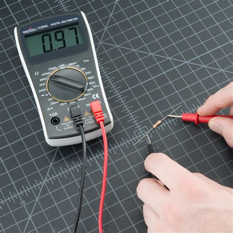 SparkFun Education - Guides - How to Use a Multimeter