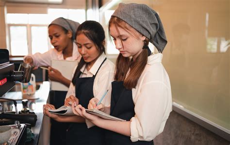 How artificial intelligence can transform the future of hospitality education - ET Edge Insights