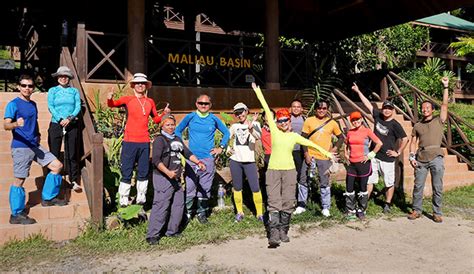 KC & the Sunshine Runners: Maliau Basin Trekking