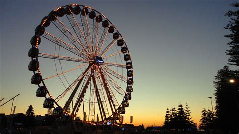 Skyview Ferris Wheel | Fremantle, Ferris wheel, Wallpaper