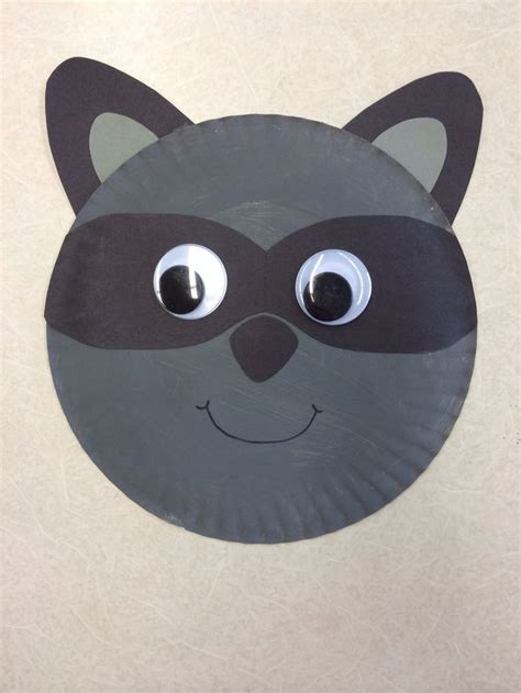 Chester the Racoon Paper Plate Craft | Animal Crafts for Kids