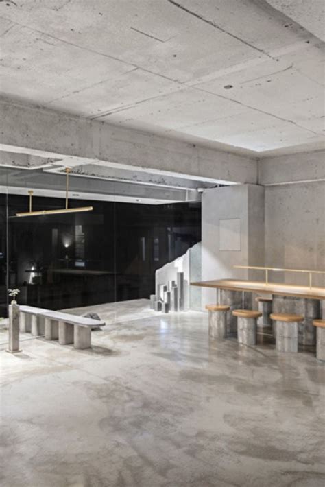 6 South Korean coffee shops for minimalists - The Spaces | Concrete interiors, Cafe interior ...