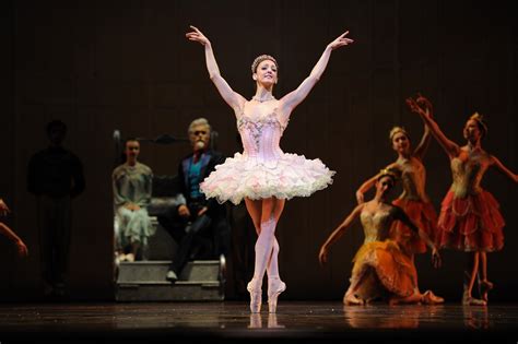 Dance Commentary by Heather Desaulniers: San Francisco Ballet - "Nutcracker" | Sugar plum fairy ...