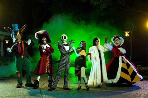 Disney and more: Disney’s Villains Invite Guests to Join Their Band of ...