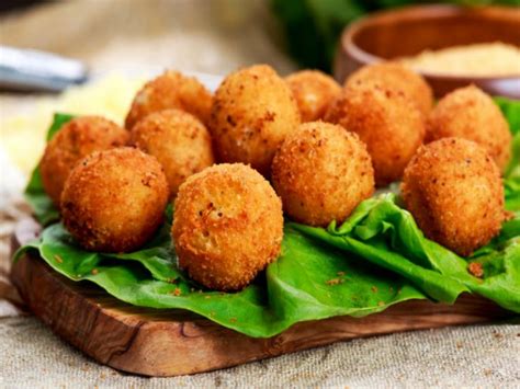 Prepara croquetas de atún y papa saludables, ¡sin freír!