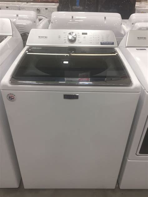 Maytag Washing Machine (10 year warranty on drive motor and basket)