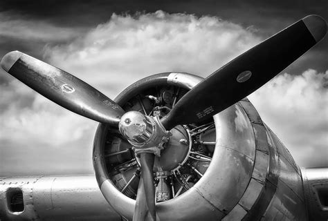 Black and White Airplane Wallpapers - Top Free Black and White Airplane Backgrounds ...