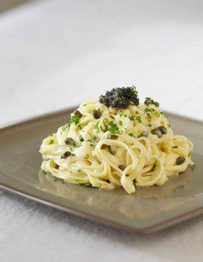 Indulge in a Luxurious Champagne and Caviar Pasta Dish