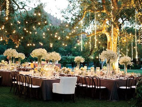 What to Know About Wedding Reception Lighting Basics