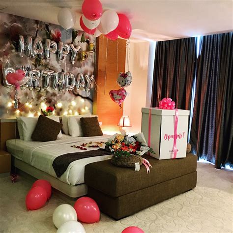 √ Surprise Romantic Birthday Gifts For Girlfriend - Popular Century