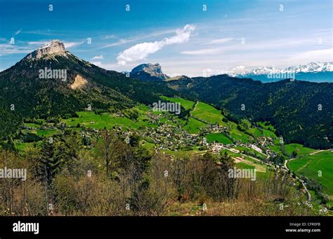 Grenoble france snow hi-res stock photography and images - Alamy