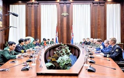 Vietnam, Russia foster defence cooperation