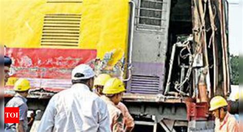 Train collision in Kolkata: Driver may face stringent punishment ...