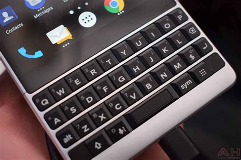 Hands On With Keyboard-Equipped BlackBerry KEY2