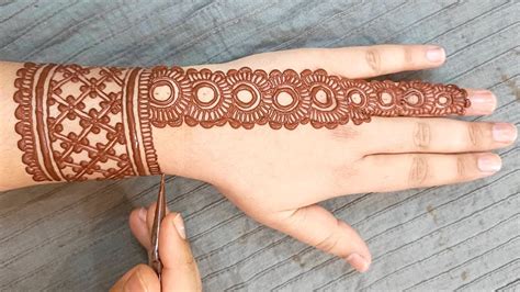 Stylish & Beautiful Back Hand Mehndi Designs | Simple Mehndi Designs ...