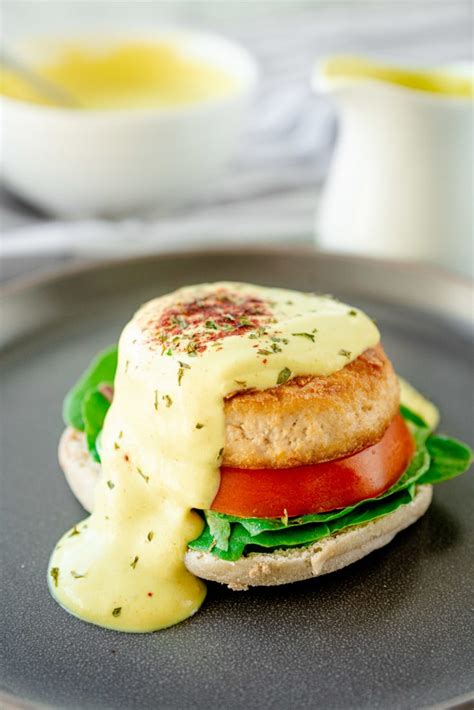 Easy Vegan Eggs Benedict - Wow, It's Veggie?!