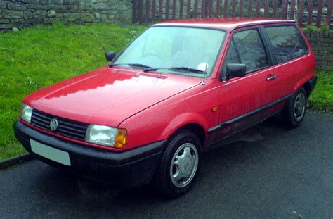 Volkswagen Polo II Restyling 1990 - 1994 Hatchback 3 door :: OUTSTANDING CARS