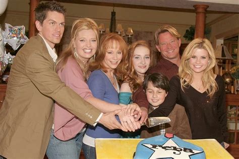 'Reba' Debuts on the WB Network