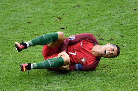 How Serious Is Cristiano Ronaldo's Injury? - KickPeople