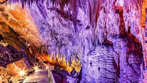 These Caves Will Blow Your Mind Without Getting Your Hair Dirty – Page 10