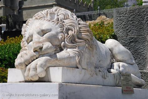 Pictures of Ukraine - Ukraine-0026 - Yalta, Alupinsky Palace, sleeping ...