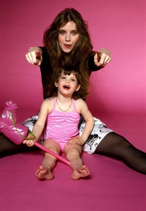 Bebe Buell and Liv Tyler photographed by Marcia Resnick in 1980. | Bebe ...