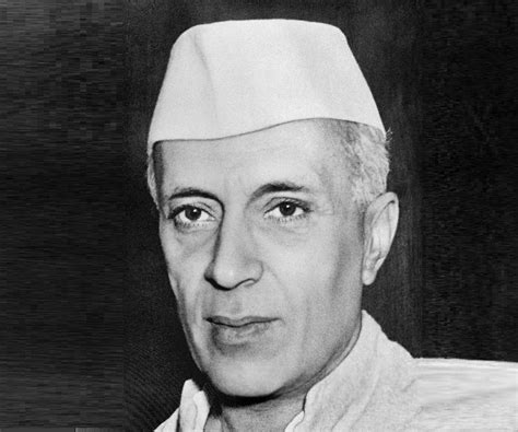 Jawaharlal Nehru Biography - Childhood, Life Achievements & Timeline