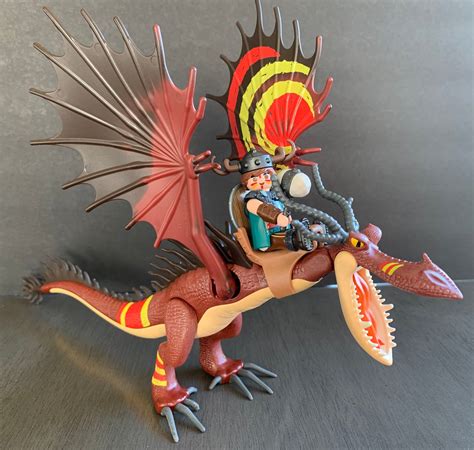 Let's Take A Look At Playmobil's New Dragons Playsets