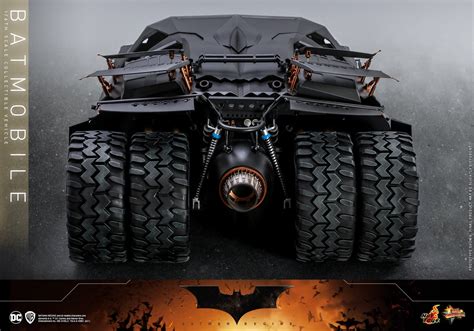 Hot Toys Debuts New 1/6 Vehicle With Batman Begins Batmobile Tumbler