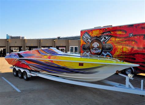 Fountain Boat Wrap – Mobile Media Graphics