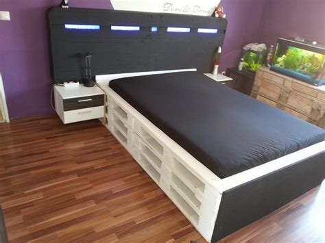 Bed Made Out of Wooden Pallets | Pallet Furniture Projects