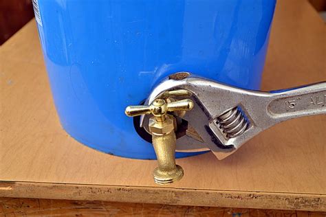 How to Put a Garden Hose Spigot on a Five-gallon Pail | Hunker