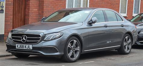 Mercedes-Benz E-Class (W213) - Wikipedia