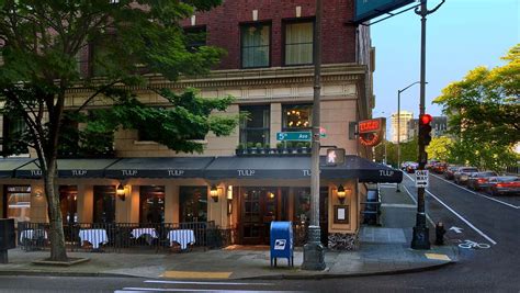 Downtown Seattle Outdoor Restaurant | Kimpton Hotel Vintage Seattle