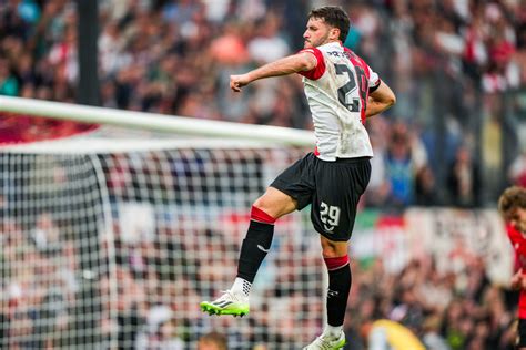 Liga Holandesa: Feyenoord vs Go Ahead Eagles: Santi Giménez ayudó con gol