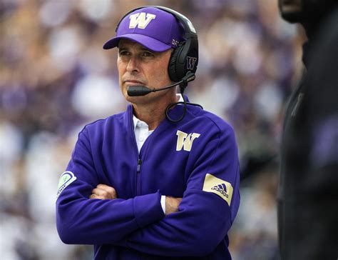 Chris Petersen steps down, Jimmy Lake named UW Huskies head football coach | The Seattle Times