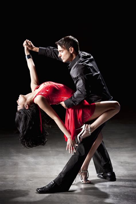 Pin by krisricou on Dancing photo ideas | Salsa dancer, Dancing poses, Tango dancers