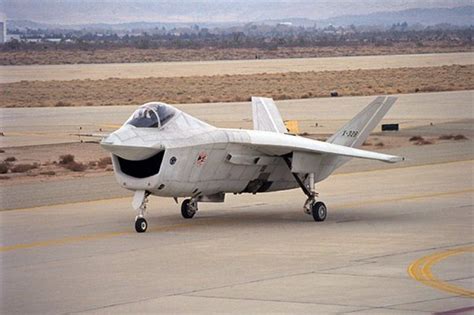 The Boeing X-32 is һаіɩed as one of the most exceptional stealth ...