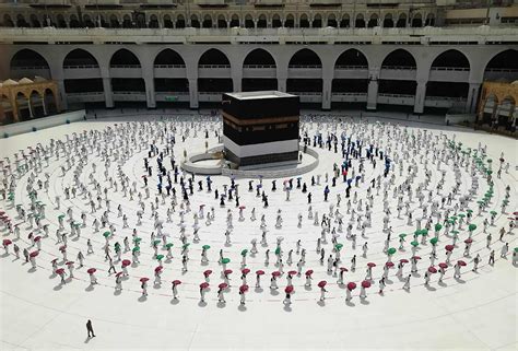 Hajj: Source of Human Unity and Universality - IslamiCity