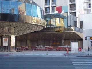 fremont_street_plaza_renovations_2 | The valet entrance of t… | Flickr