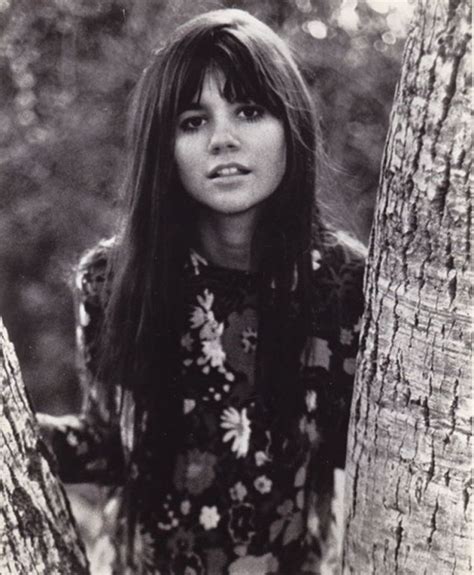 Linda Ronstadt's Biography - Wall Of Celebrities