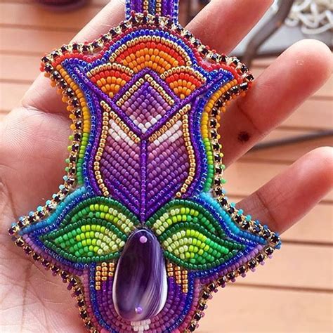 Pin by Connie Gregory on Projects to try in 2020 | Beaded embroidery, Beadwork patterns, Bead work
