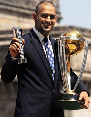 Mahendra Singh Dhoni with ICC World Cup Trophy 2011 |Pixfunpix