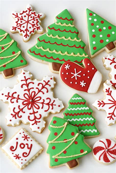 Image result for royal icing christmas cookies | Christmas sugar cookies, Christmas cookies ...