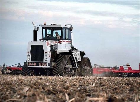 Big Bud, World's Largest Tractor At 70,000 Pounds, Is Back, 46% OFF